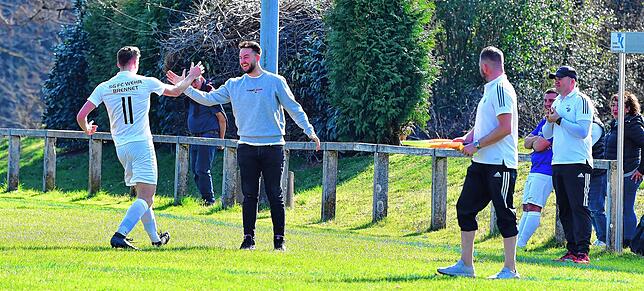Bild 24: SG FC Wehr/Brennet gelingt wichtiges 1:0 gegen den FC RW Weilheim &ndash; und wir haben Bilder!