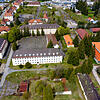 Blick aufs Kasernengelände Mangin. In den beiden gegenüberliegenden ehemaligen Kompaniegebäuden am Exerzierplatz sollen einige ...