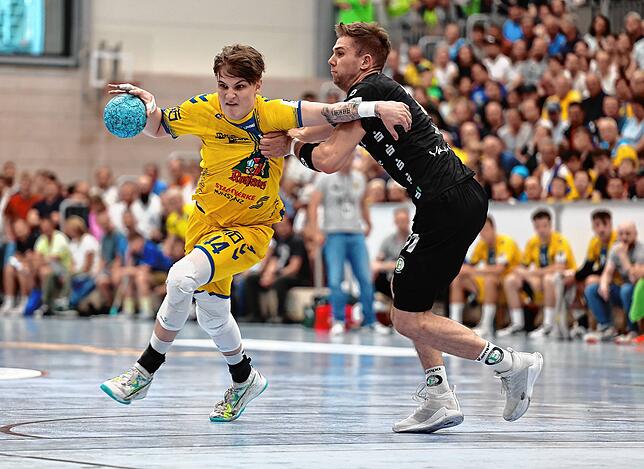 Bild 7: HSG Konstanz feiert den Aufstieg in die 2. Handball-Bundesliga. Bilder vom Spiel gegen Hildesheim