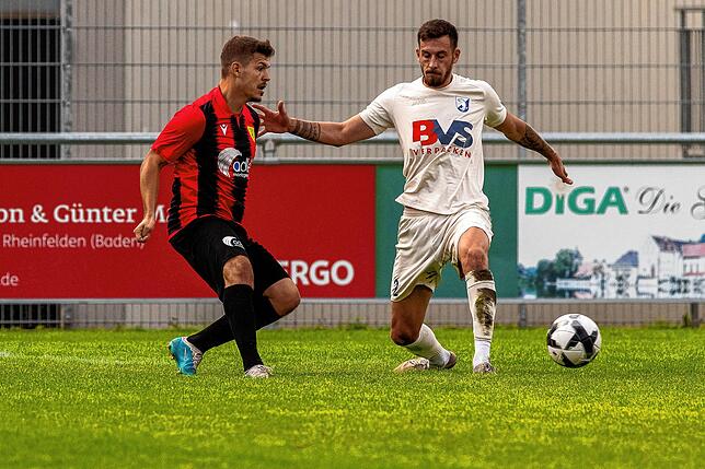 Bild 25: FSV Rheinfelden gewinnt Bezirksderby gegen den FC Erzingen mit 5:1 &ndash; und wir haben Bilder!