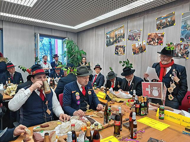 Bild 8: Wäldertag: So gut war die Stimmung im Rathaus