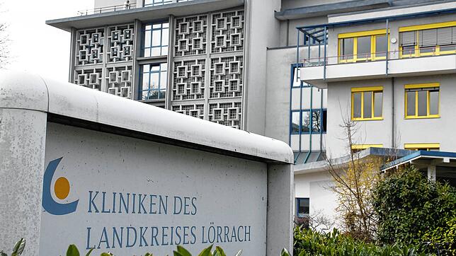 Das Kreiskrankenhaus in Lörrach, eins der vier Häuser der Kliniken des Landkreises Lörrach: Verdi ruft die Beschäftigten zu einem ...