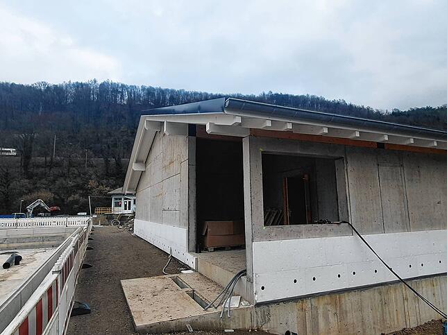 Das neue Technikgebäude soll die Filteranlage beherbergen und Platz für das Badepersonal bieten.