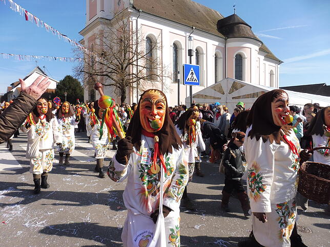 Bild 24: Närrisches Spektakel zum Fasnet-Sunntig-Umzug 2025