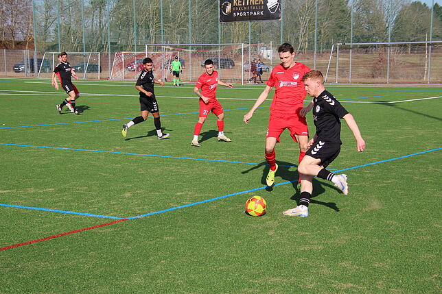 Bild 9: Die besten Bilder vom Landesliga-Verfolgerduell FC Pfaffenweiler gegen SC Konstanz-Wollmatingen