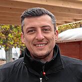 Alfredo Nicoletti vom Eiscafé Nicoletti auf der Marktstätte hat seit zwölf Jahren auf dem Konstanzer Weihnachtsmarkt einen Stand.