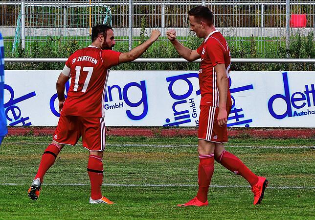 Bild 27: SV Jestetten qualifiziert sich durch ein 5:0 gegen den TuS Efringen-Kirchen für die Hauptrunde im SBFV-Rothauspokal &ndash; und wir haben Bilder!