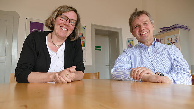 Karin Racke und Roland Meier vom Diakonischen Werk im Landkreis Lörrach bieten eine Schuldnerberatung an.