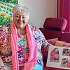 Von Andrea Berg über die Kostertaler bis hin zu Nadin Meypo &ndash; Autogrammkarten, signierte Plakate und ganz viele Fotos zeugen von ...