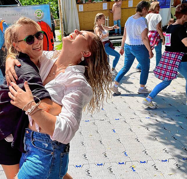 Bild 2: So schön war das Burgfest 2024