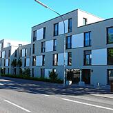 Auch diese neuen Wohnungen nahe dem Zähringerplatz gehören der Wobak. Würde dort die Miete nicht mehr erhöht, fielen sie aus dem ...