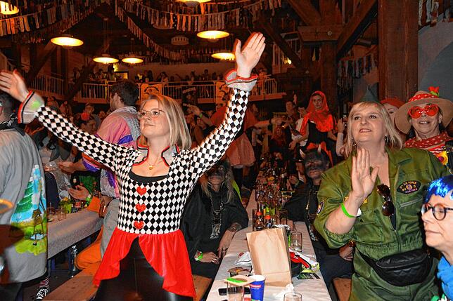 Bild 26: Bilder vom Urviecher-Ball in Bad Dürrheim