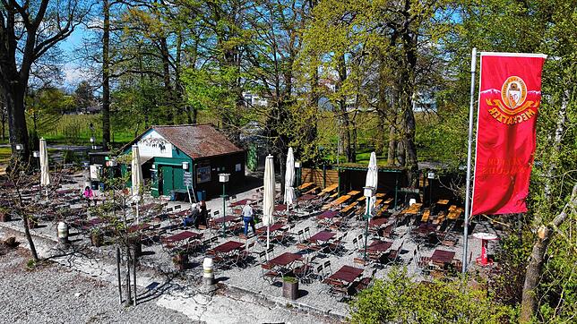 Ein Klassiker am Bodenseeufer: der Stärr-Schorsch in Friedrichshafen-Fischbach kurz vor dem Saisonstart.