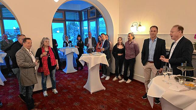 Empfang vor der Sportlerehrung für geladene Gäste.