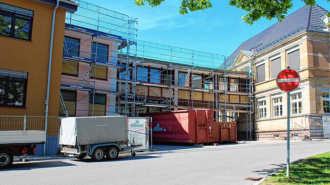 Der Zwischenbau bei der Grundschule Stockach wird demnächst der Vergangenheit angehören, denn er wird abgerissen und muss einem Neubau ...