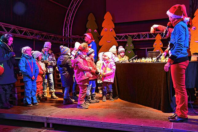 Bild 3: Dritter Tag des Triberger Weihnachtszaubers: Trommelwirbel und jede Menge Akrobatik