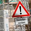 Symbolbild: Auch 2022 werden in Konstanz wieder einige Baustellenschilder zu sehen sein.