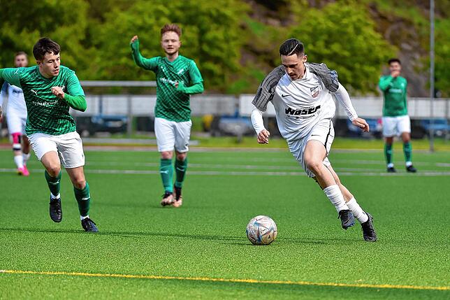 Bild 26: VfB Waldshut unterliegt mit 1:4 beim FC Zell – und wir haben Bilder!