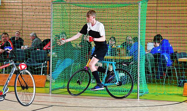 Bild 6: U17-Radballer des RSV Wallbach fahren zur Deutschen Meisterschaft &ndash; und wir haben Bilder!