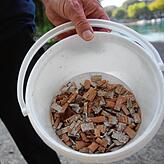 Nach nur zehn Minuten hat Karl-Ulrich Schaible bereits diese Menge an achtlos weggeworfenen Zigarettenstummeln gesammelt.