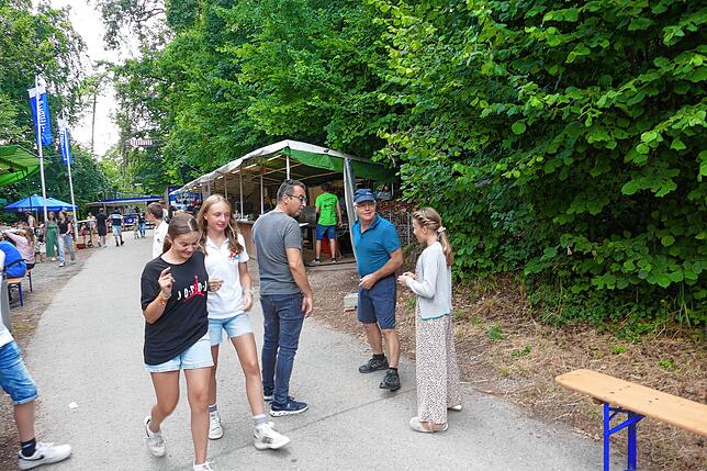 Bild 14: Döggingen im Feierlaune: Waldfest zieht Hunderte Besucher an - die schönsten Bilder