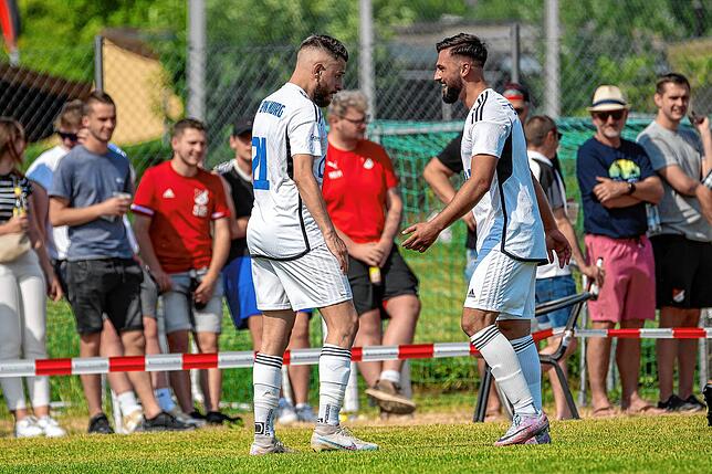 Bild 13: FC Hauingen besiegt den SV BW Murg im Hinspiel mit 3:2 &ndash; und wir haben Bilder!