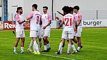 Jubel beim Türk. SV Singen nach dem Sieg gegen den FV Elzach-Yach.