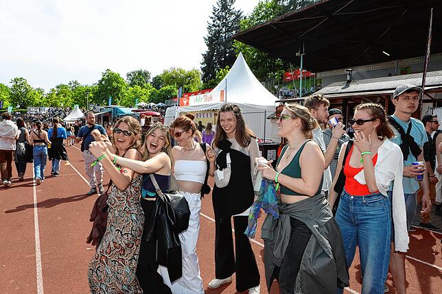 Bild 23: Gute Laune und ein volles Stadion beim zweiten Tag des Campus-Festivals 2023