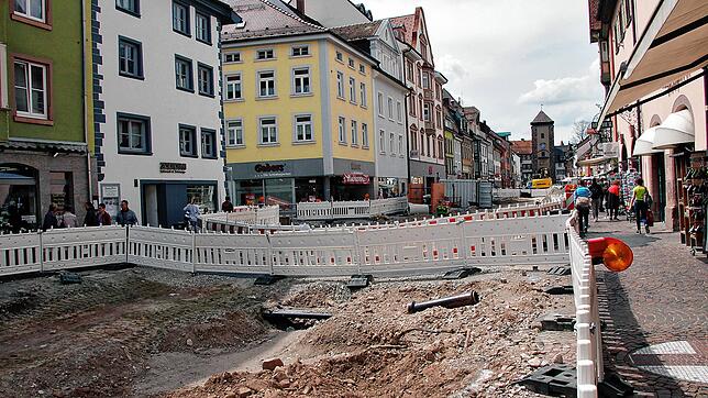 Die Sanierung der Villinger Straße 2018/2019 wurde eine halbe Millionen Euro teuer als die Stadtverwaltung bereits bei der ...