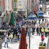 Polizei riegelt den Latschariplatz ab.