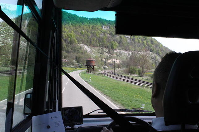 Die neue Linie 642 ergänzt sonn- und feiertags das bestehende Nahverkehrsangebot: Mit dem Bus gelangt man auch zur alten ...