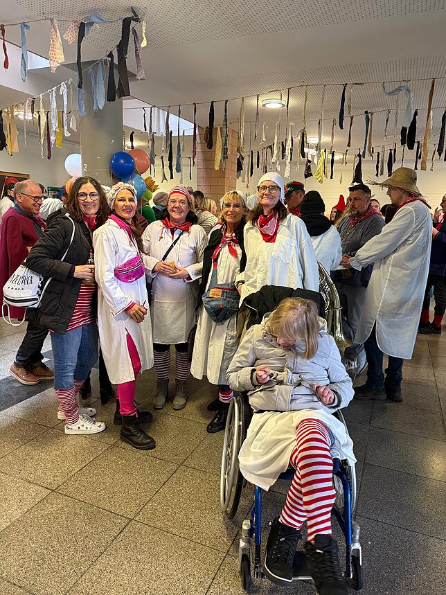 Bild 28: Schmutziger Donnerstag in Küssaberg: Hier die einzigartigen Bilder des Tages!