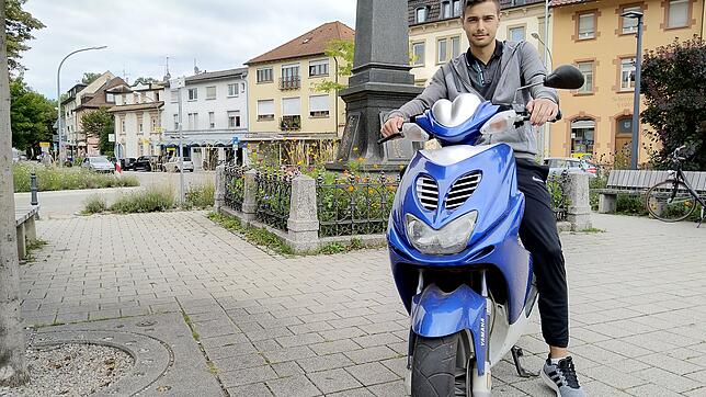 Auf einen Pkw-Führerschein kann Ivan Rapisarda aus Wehr nicht verzichten. Um auf dem Land mobiler zu sein, hat er bereits vor vier ...
