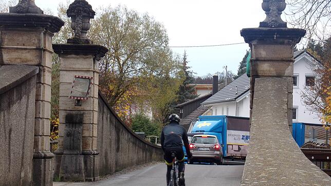 Die Bregbrücke ist ein ortsbildbestimmendes Wahrzeichen in der Donaueschinger Ortschaft Wolterdingen. Das alte Bauwerk soll nun ...