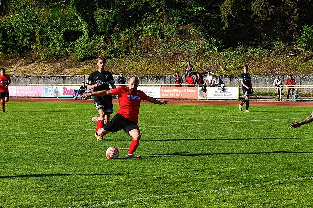 Bild 2: FC 08 Bad Säckingen gewinnt Stadtderby gegen den SV Obersäckingen mit 2:0 &ndash; und wir haben Bilder!