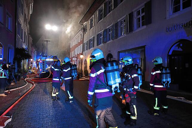 Bild 11: Großbrand in der Konstanzer Altstadt: Bilder vom größten Feuerwehreinsatz seit Jahren