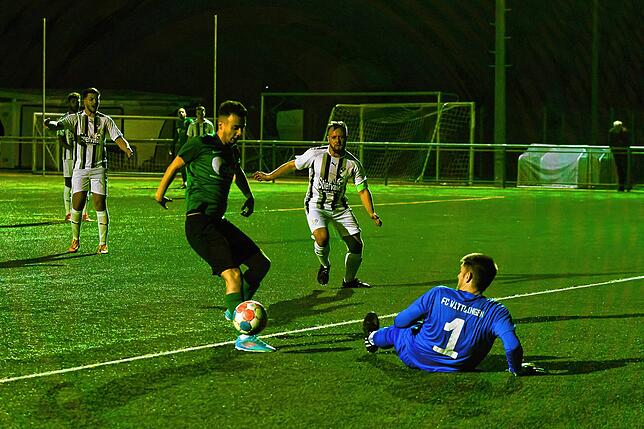 Bild 2: SV Herten erreicht ein 2:2 gegen den FC Wittlingen &ndash; wir haben Bilder!