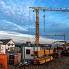 Das Bauen wird zurzeit immer teurer. Hintergründe sind unter anderem steigende Energiepreise, Lieferengpässe und neue ...