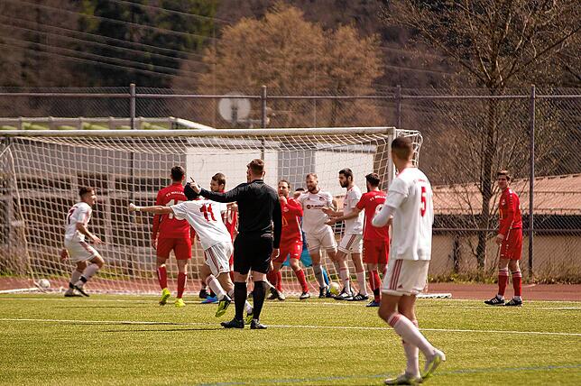 Bild 23: FC Schönau besiegt den FC Wallbach mit 2:1 &ndash; und wir haben Bilder!