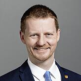 „Wir werden zwei Personen als Badeaufsicht in der Ausschreibung radikal einfordern. Das ist ein K.-o.-Kriterium für Bewerber“, sagt ...