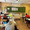 Büffeln für die deutsche Sprache: Flüchtlingskinder in der Vorbereitungsklasse an der Hans-Thoma-Gemeinschaftsschule in Bad Säckingen, ...