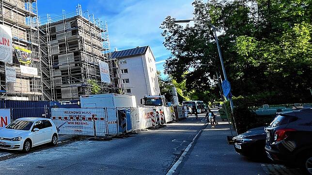 (Archivbild von September 2024) Blick von der Brandenburger Straße in Richtung der Kreuzung Allensteiner Straße: In diesem Bereich ...