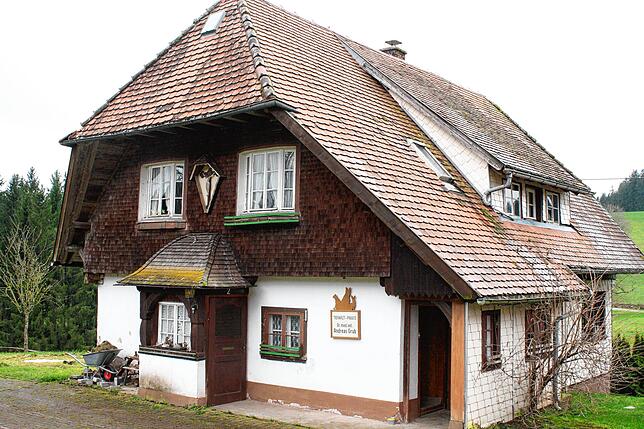 Das Leibgedingehaus steht im Mittelpunkt der Folge, die im November auf dem Fallerhof gedreht wird.
