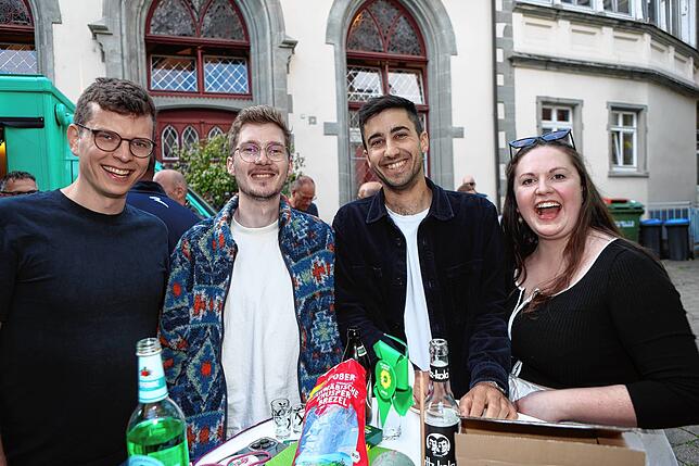 Bild 4: Gassenfreitag am 6. Juni: Hier feiern Einheimische und Besucher in Konstanz