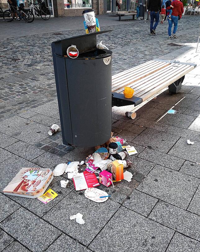 In Deutschland entstehen täglich 770 Tonnen Verpackungsmüll durch Takeaway-Verpackungen, schreibt die Bundesregierung auf ihrer ...