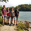 Die Jugendlichen Marvin Knab (von links), Tobias Albiez, Felix Kaiser und Leon Eckert aus Hänner sind vier der sieben Freunde, die einen ...