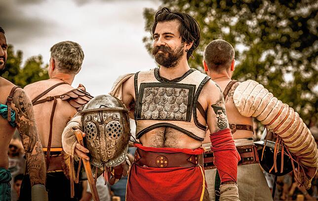 Größtes Römerfest der Schweiz: Über 500 Mitwirkende beleben die ehrwürdigen Monumente der Römerstadt Augusta Raurica.