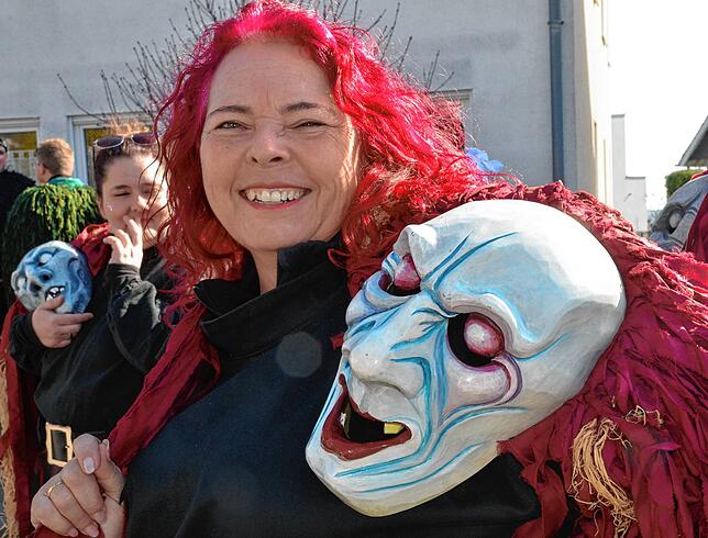 Bild 1: Die besten Bilder vom Narrensprung in Markdorf