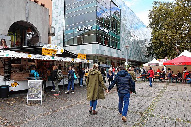 Bild 24: Konstanz feiert das 49. Suserfest: Der junge Wein lockt die Besucher