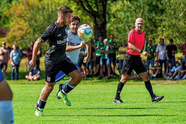 Bild 27: SV Waldhaus schafft den Ausgleich zum 1:1 beim FC Geißlingen &ndash; und wir haben Bilder!